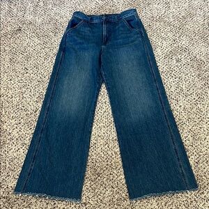 VGUC Veronica Beard Taylor Relaxed Wide Leg. Size 29. Relaxed hem